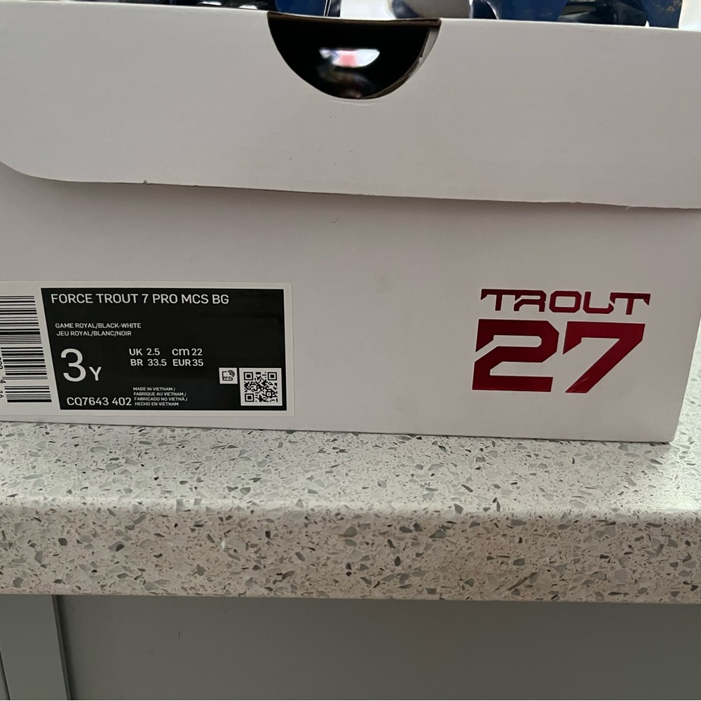 Nike Trout baseball cleats